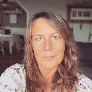 Meet your Posher, Sally